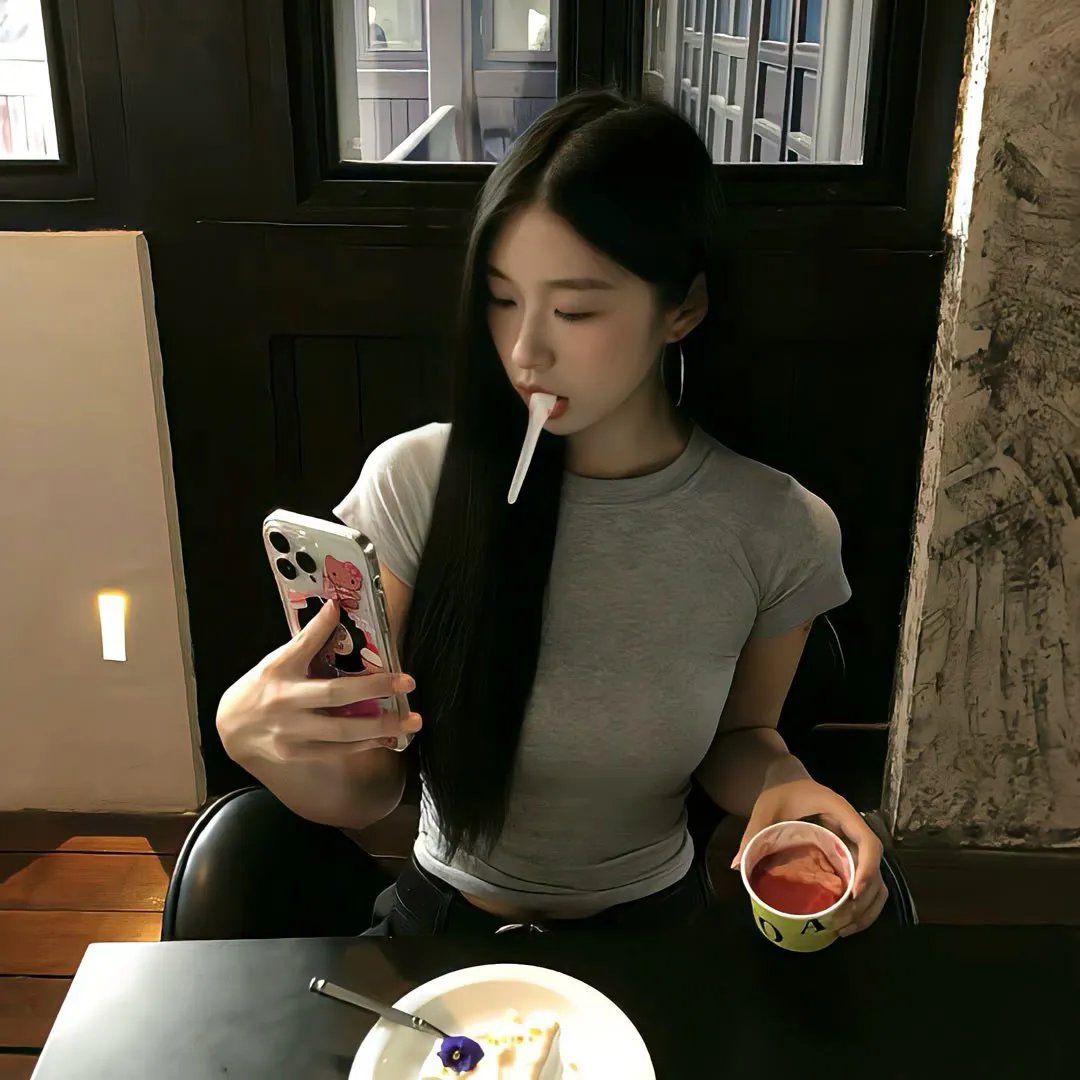 恋爱与友情之间2023